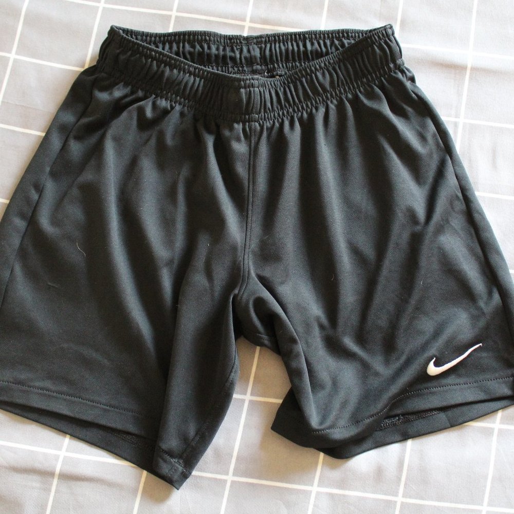 Nike women's black dri-fit shorts size xs